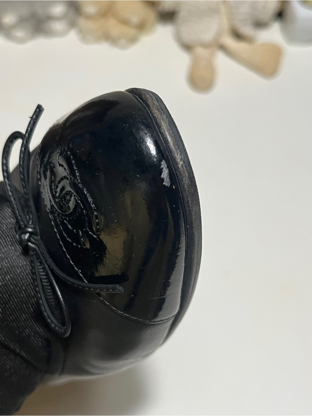 CHANEL Black Leather Ballet Flats with Patent Cap Toe and Logo - Picture 13 of 14
